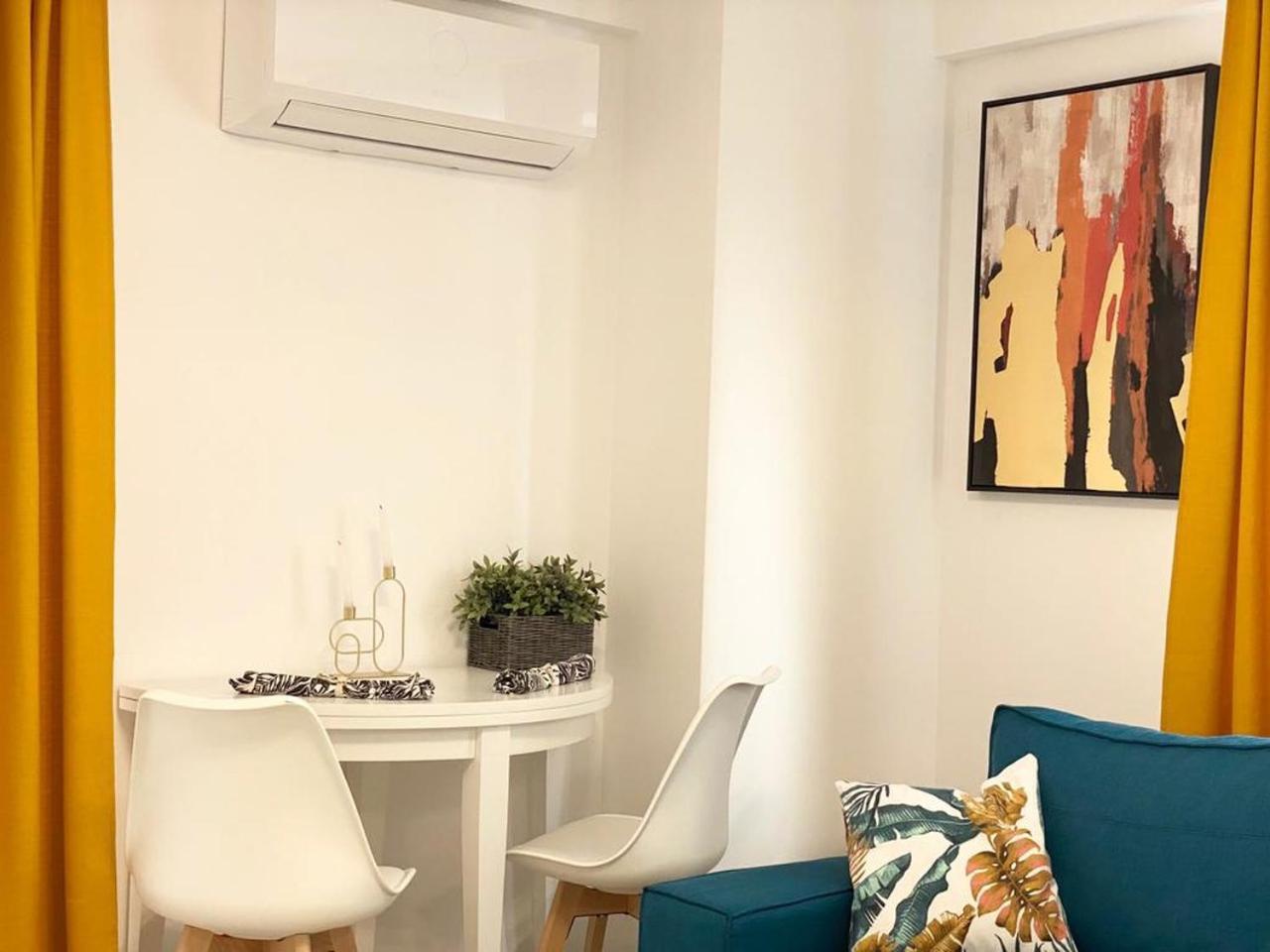 The Painter - Timpuri Noi 1Br With Parking Apartment Bucharest Exterior photo